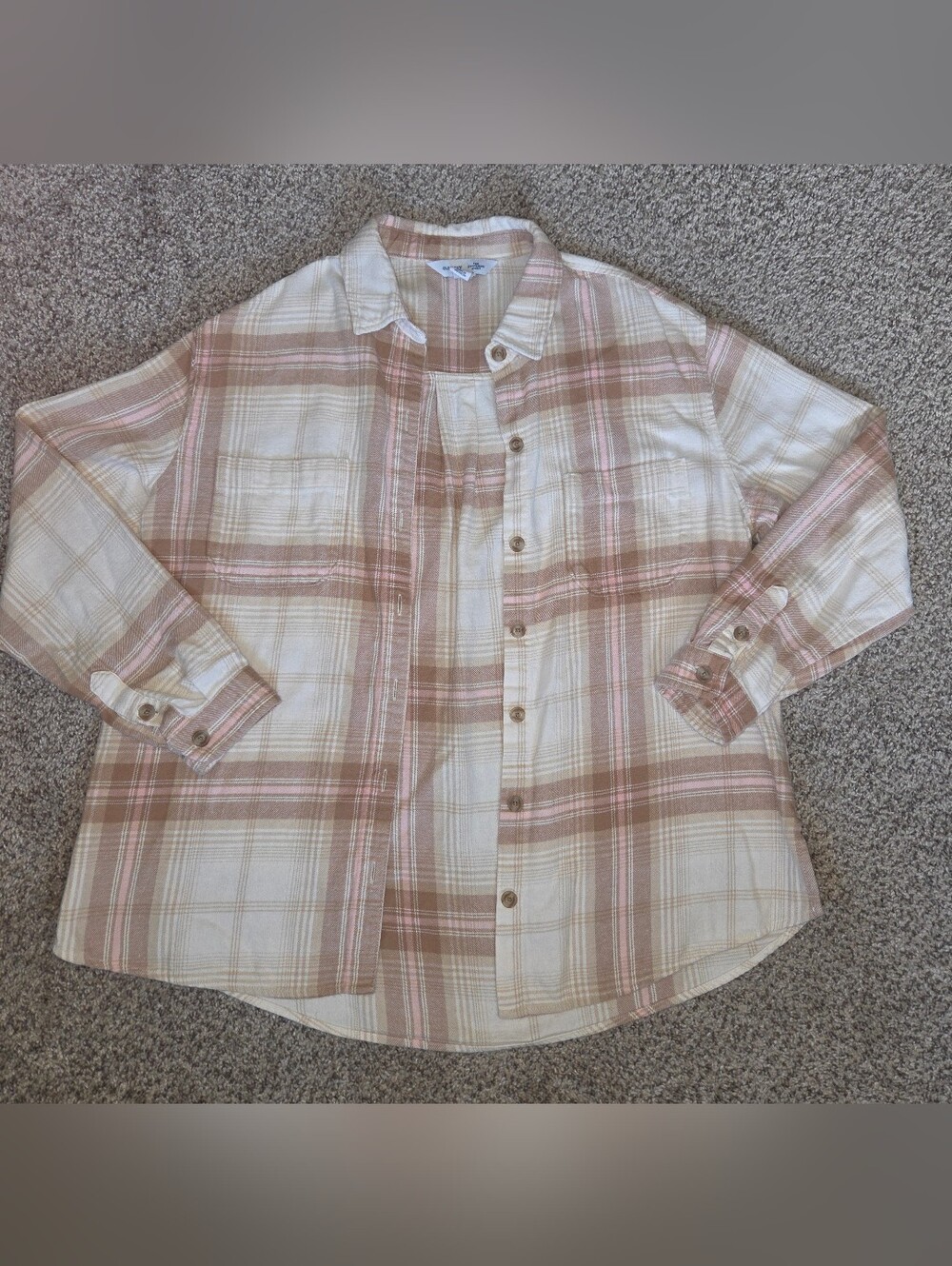 Old Navy Boyfriend Flannel Shirt Medium Pink Neutral Plaid Button Front Cotton